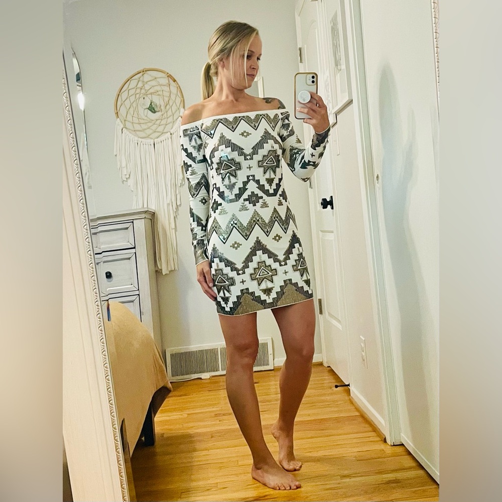 Express White Silver Bronze Aztec Bodycon Mini Long Sleeve Off Shoulders Dress